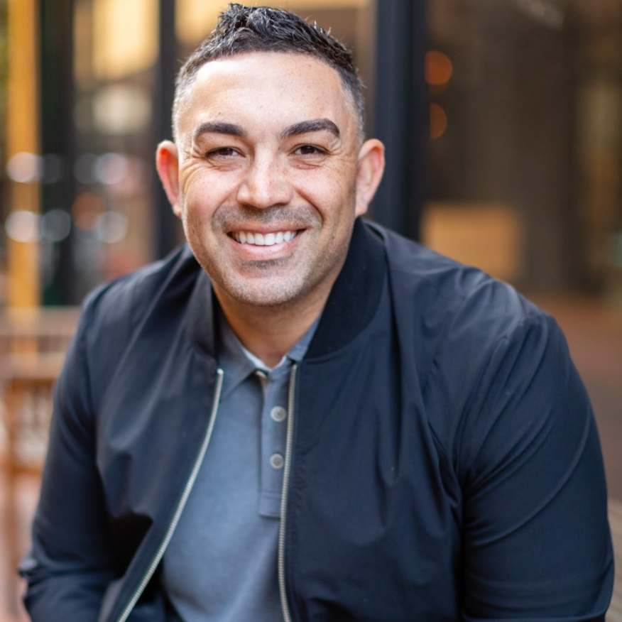 Headshot of Bay Area realtor Vern McCalla