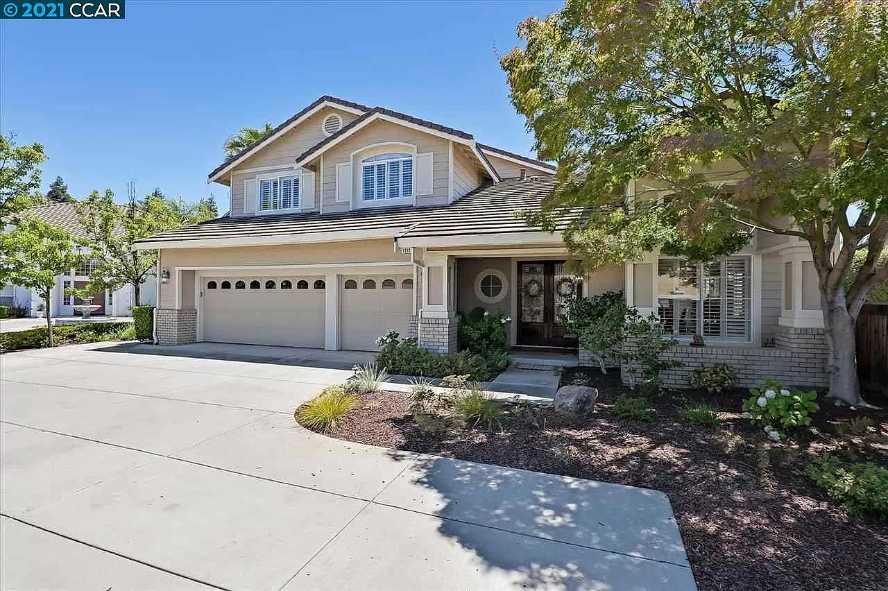 Street view of 1010 Pebble Beach Dr in Clayton, Northern California