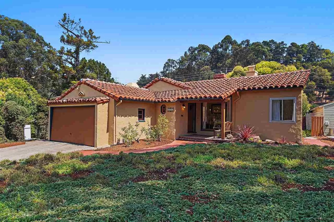 2412-monterey-blvd-oakland-ca Street view of 2412 Monterey Blvd in Oakland, CA